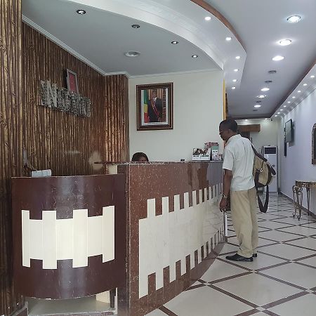 Novo Hotel Brazzaville Exterior photo