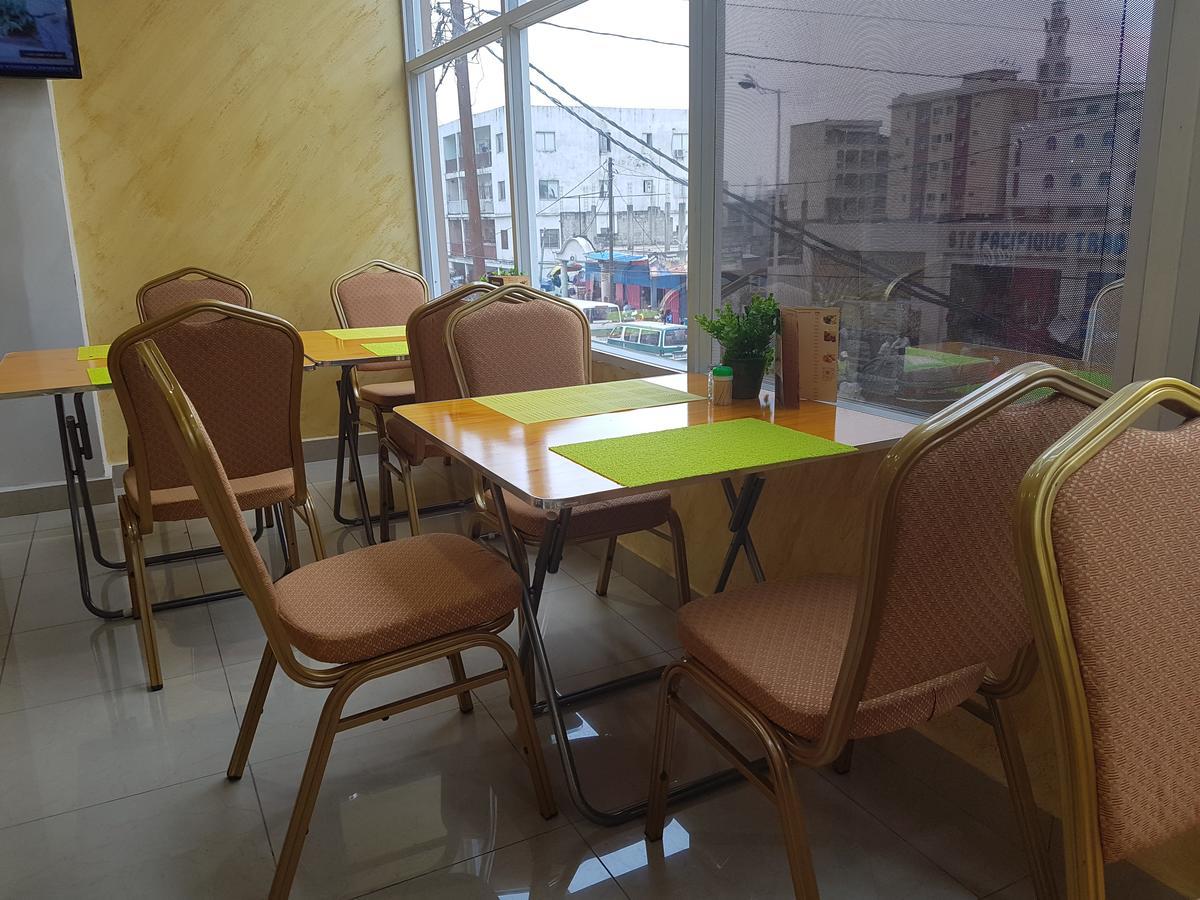 Novo Hotel Brazzaville Exterior photo