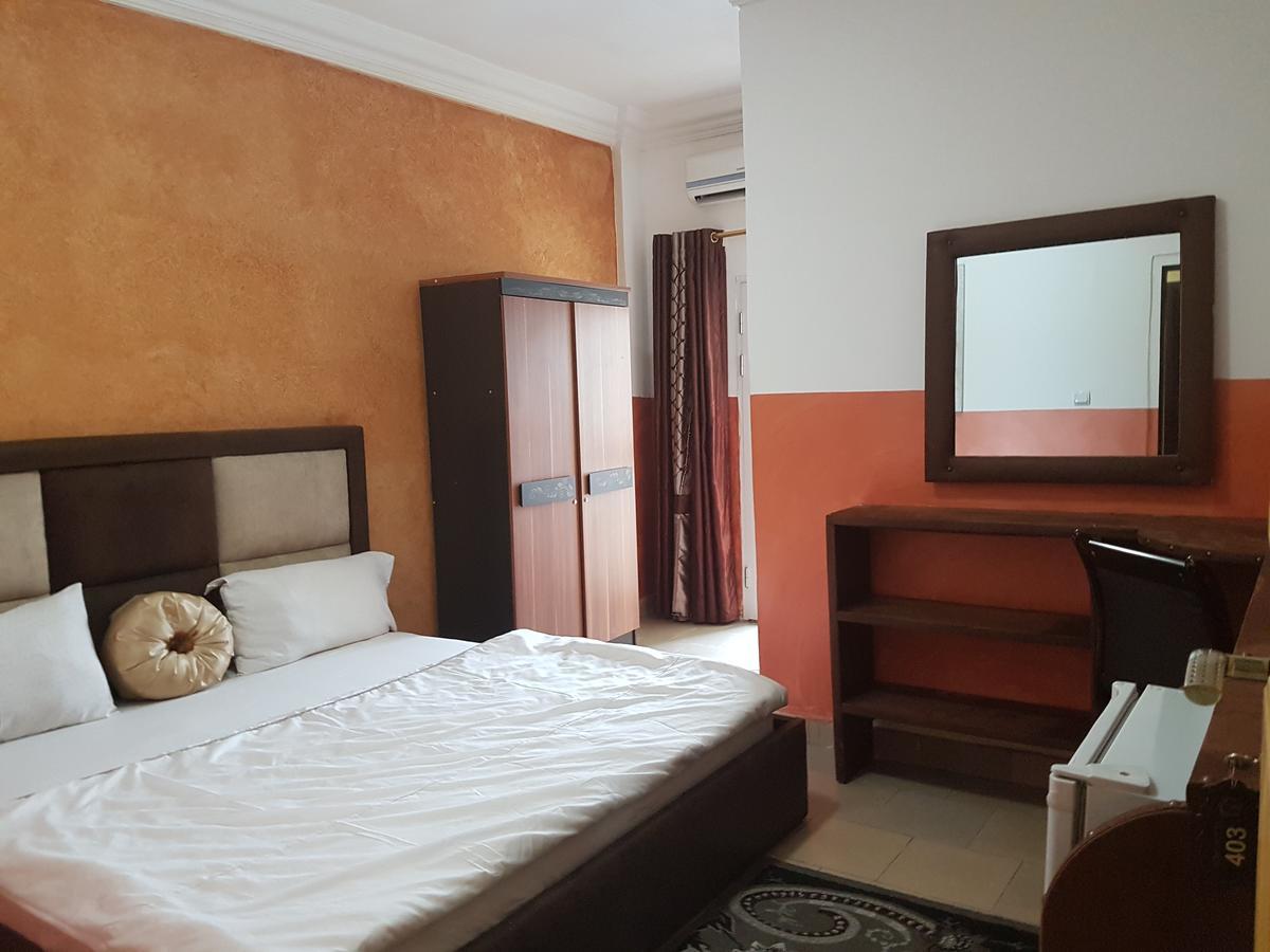 Novo Hotel Brazzaville Exterior photo